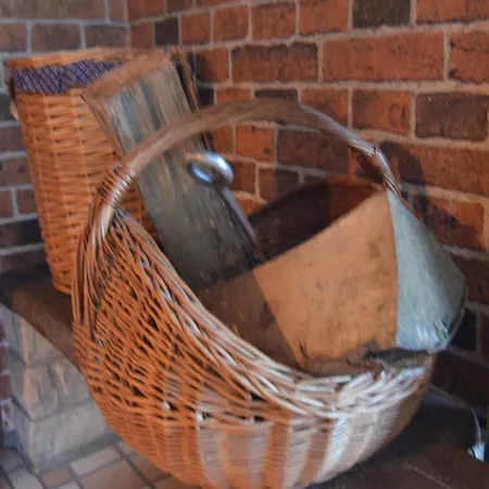 In Kamschlacken, Cleaning Included * Kamschlacken